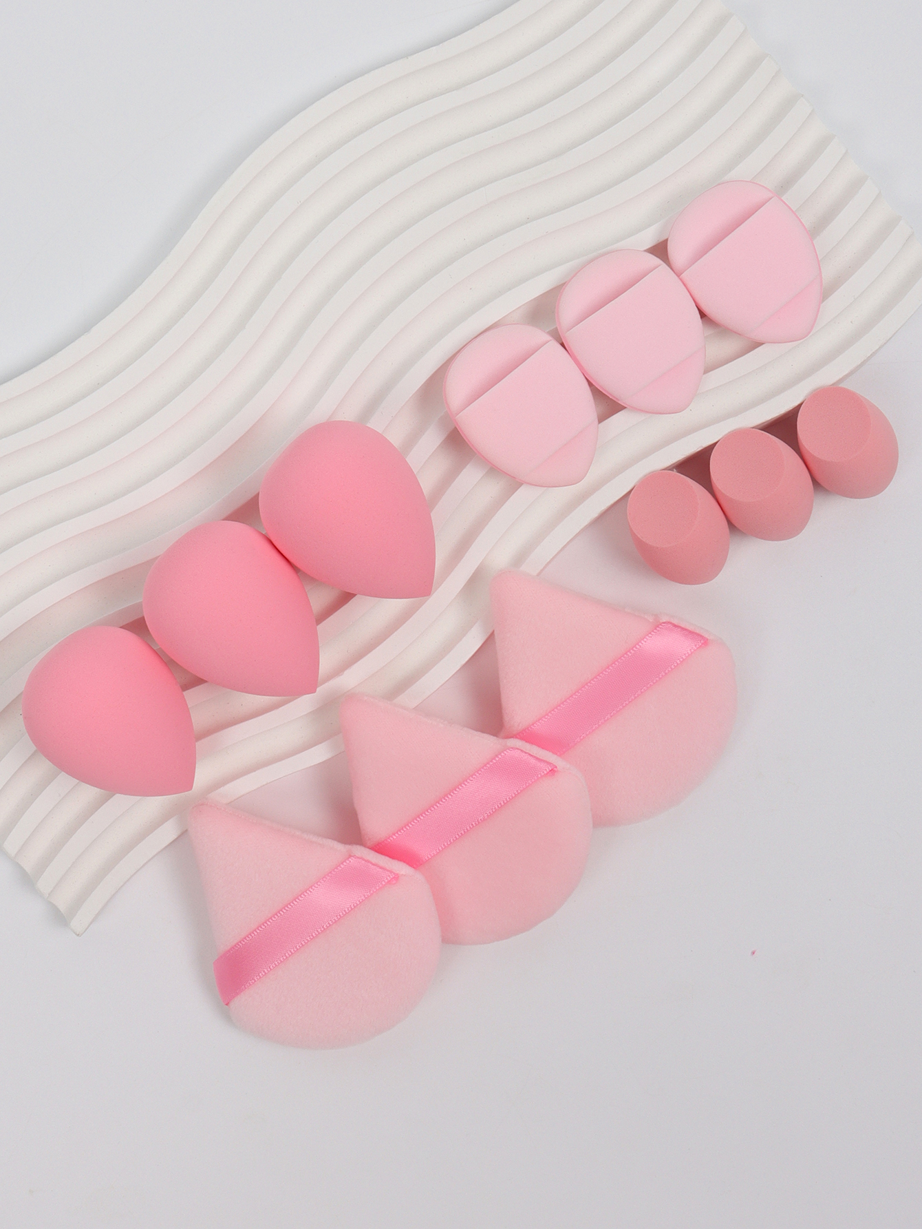 A 12 Piece Set of Versatile Ma – Beauty Makeup Egg Bewertung und Preis